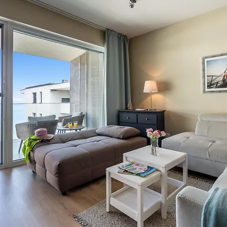 Side Luxury Steps To The Lela - Happy Apartment